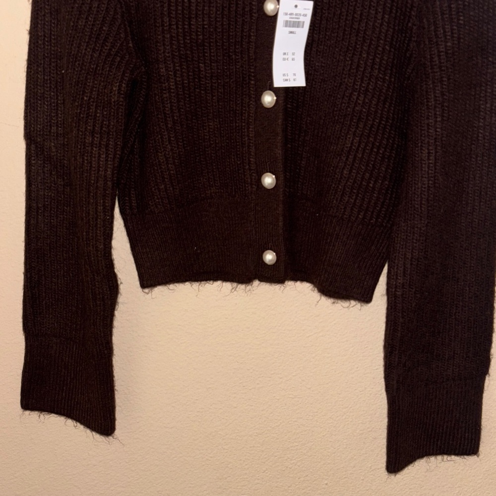 NWT Abercrombie & Fitch Sweater - Picture 2 of 6